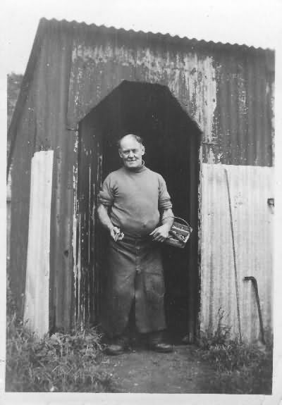 04-walter-shed.jpg
