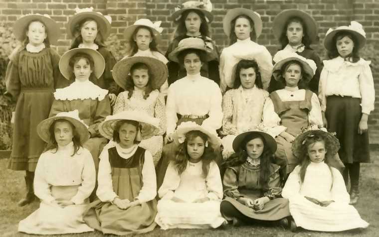 St Mary's Senior Girls Sunday School - Image for non-script visitors